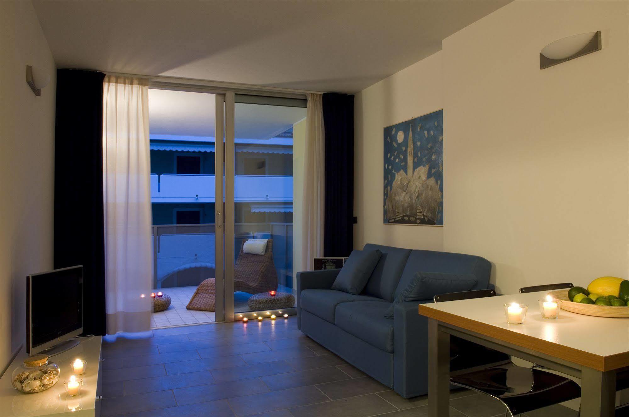 Residence Hotel Hungaria Grado Exterior foto